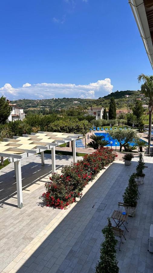Hotel La Tombola Agropoli Eksteriør billede