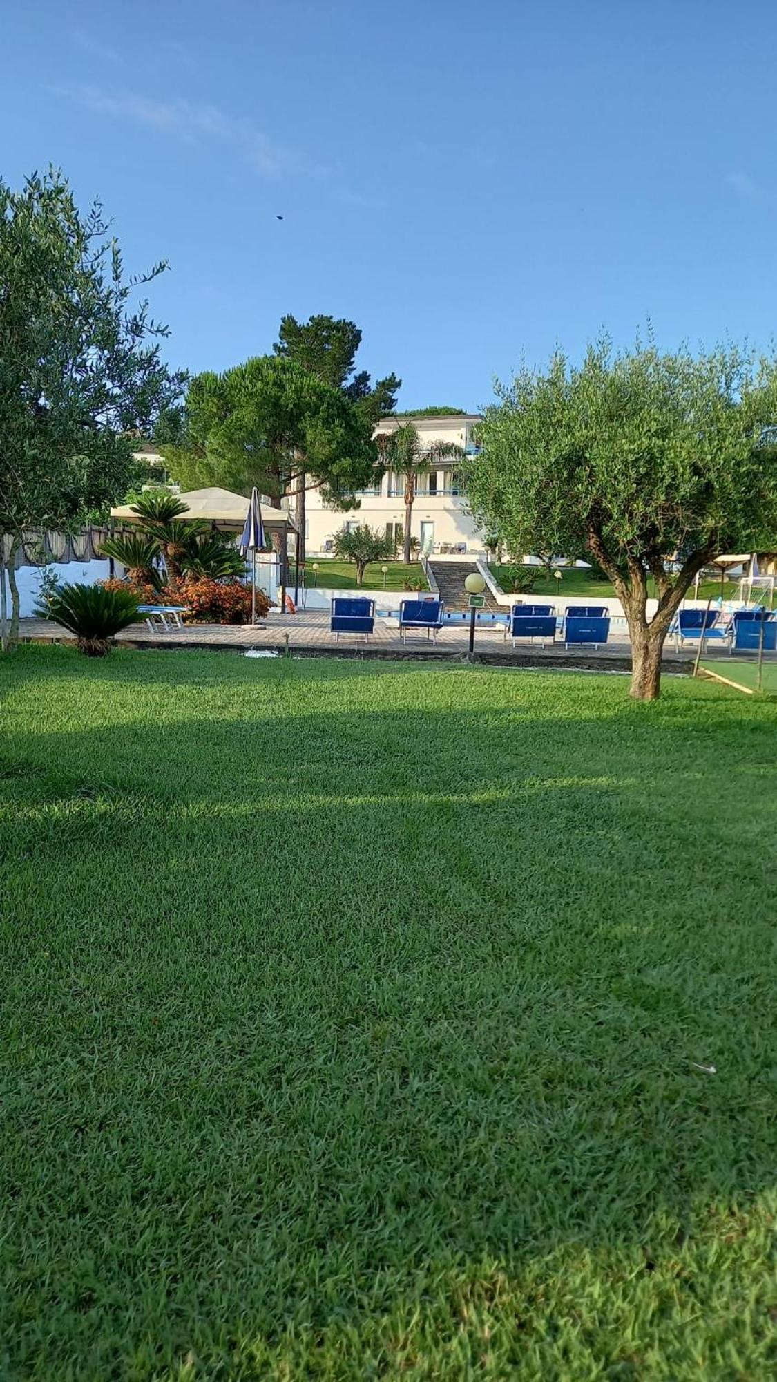 Hotel La Tombola Agropoli Eksteriør billede